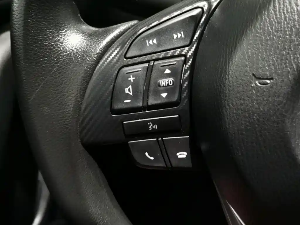 Mazda 3 Axela — миниатюра 13