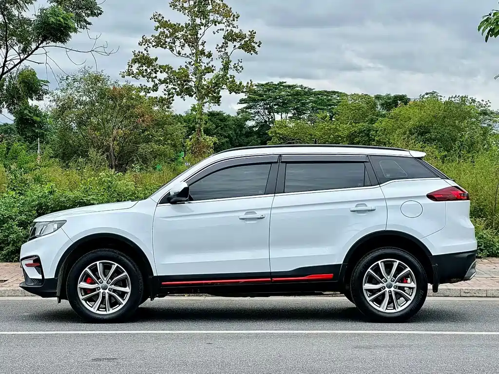Geely Boyue — миниатюра 3