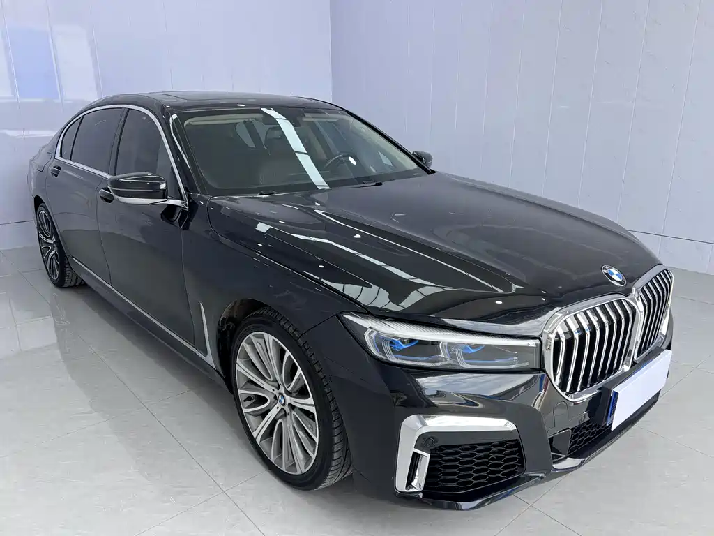 BMW 7 Series 7 2018 740Li Lead