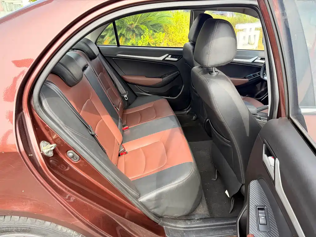 Geely Vision — миниатюра 12