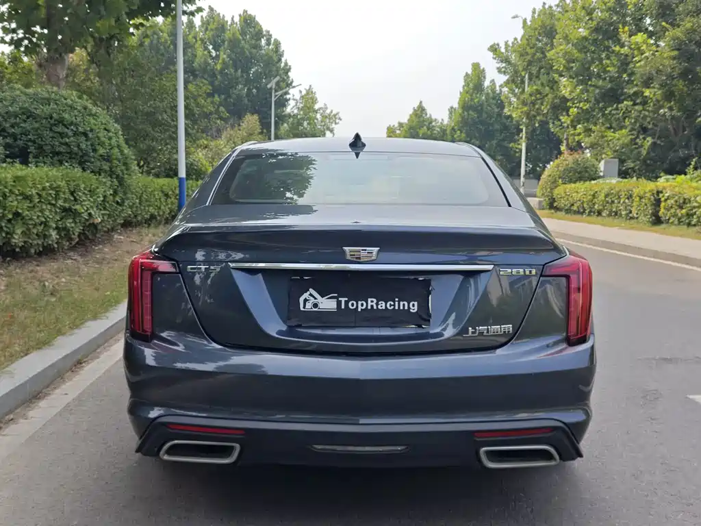 Cadillac CT5 — миниатюра 8