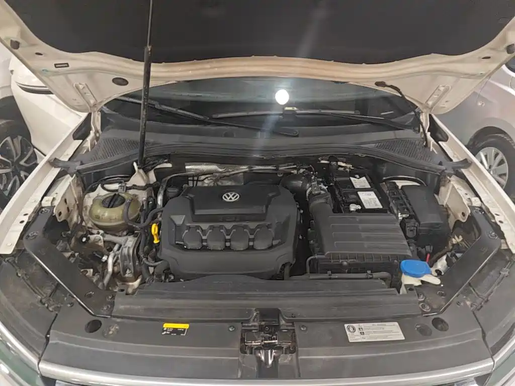 Volkswagen Tiguan L — миниатюра 20