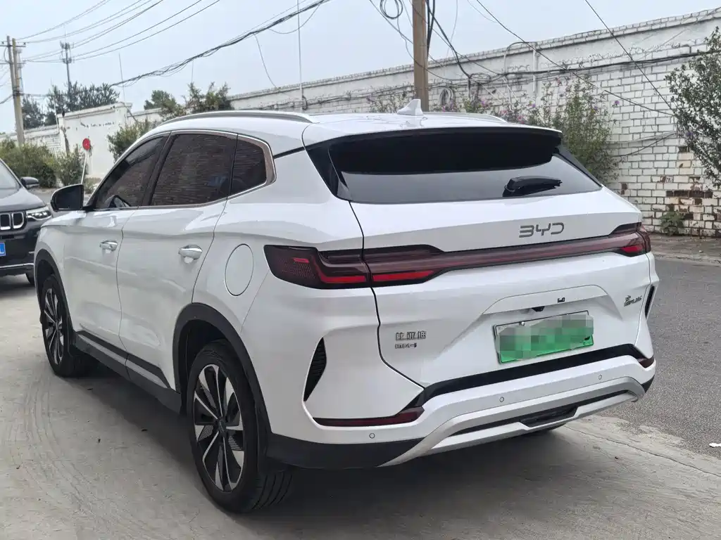 BYD PLUS New Energy — миниатюра 6