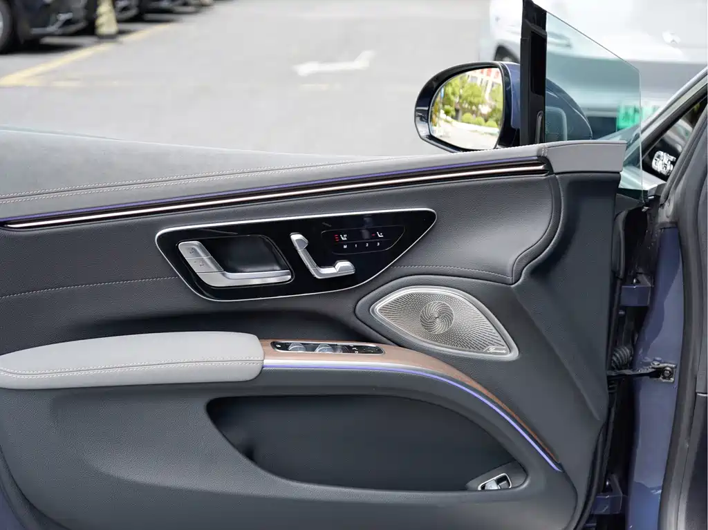 Mercedes-Benz EQS — миниатюра 15