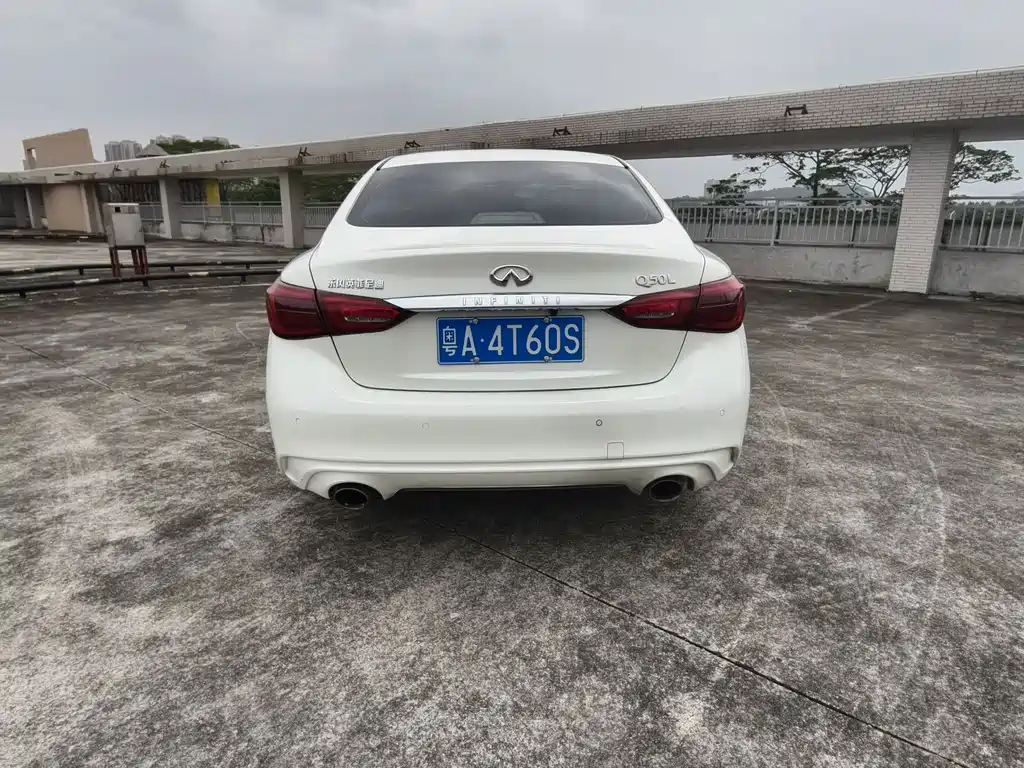 Infiniti Q50L — миниатюра 10