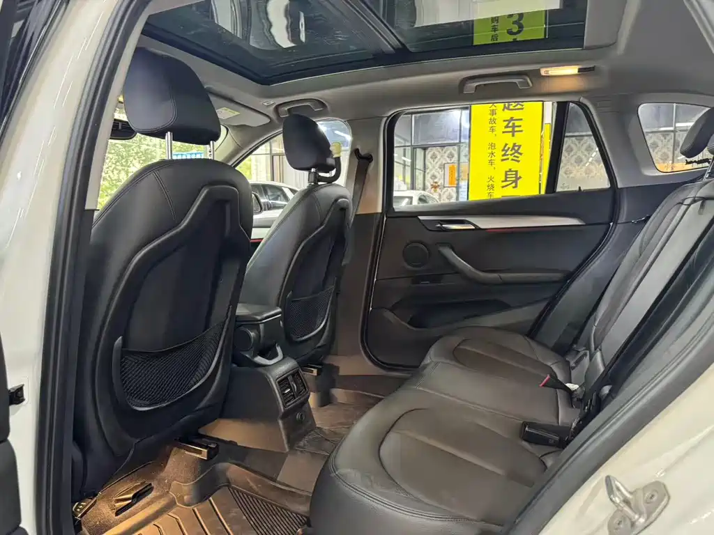 BMW X1 — миниатюра 8