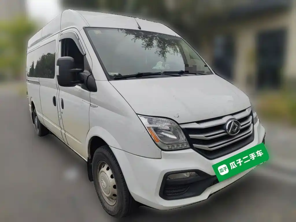 MAXUS V80 — миниатюра 24