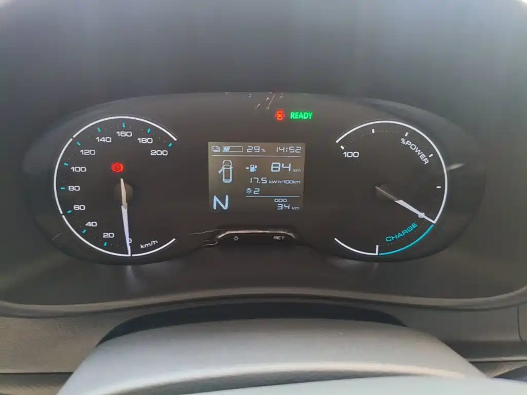 Wuling Hongguang EV — миниатюра 12