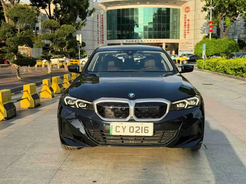 BMW i3 — миниатюра 2