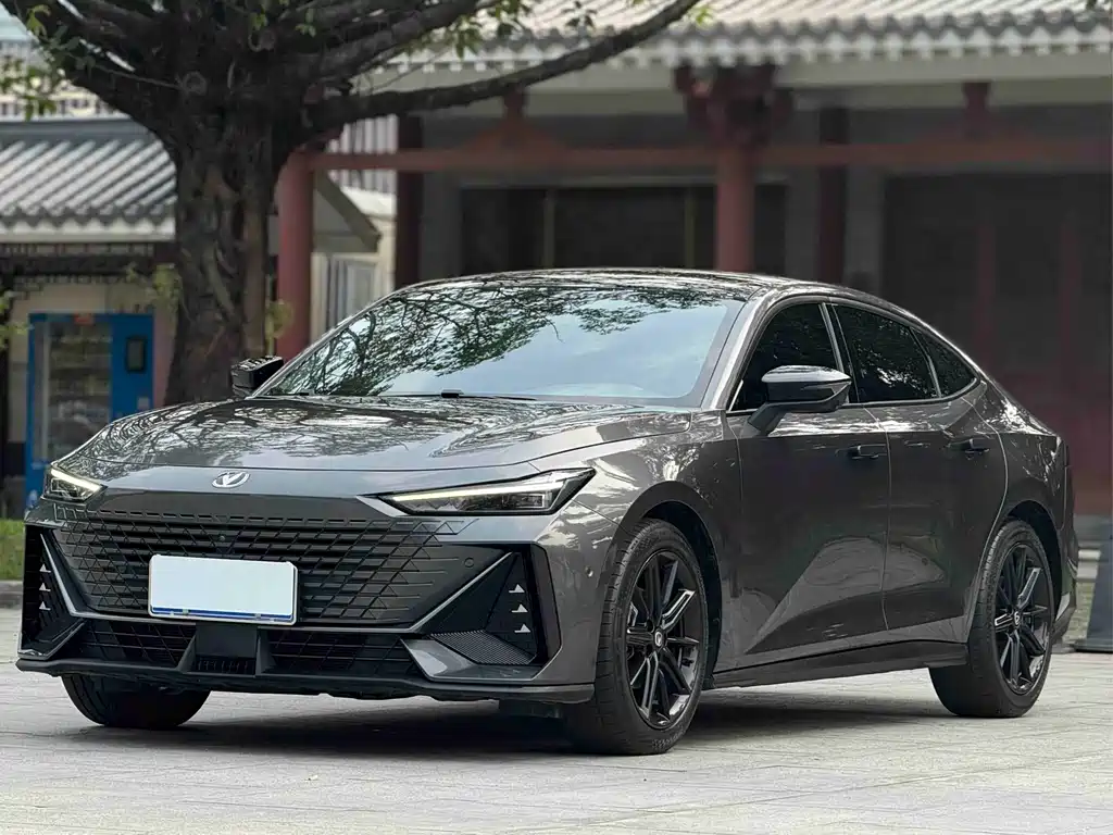 Changan UNI-V 2022