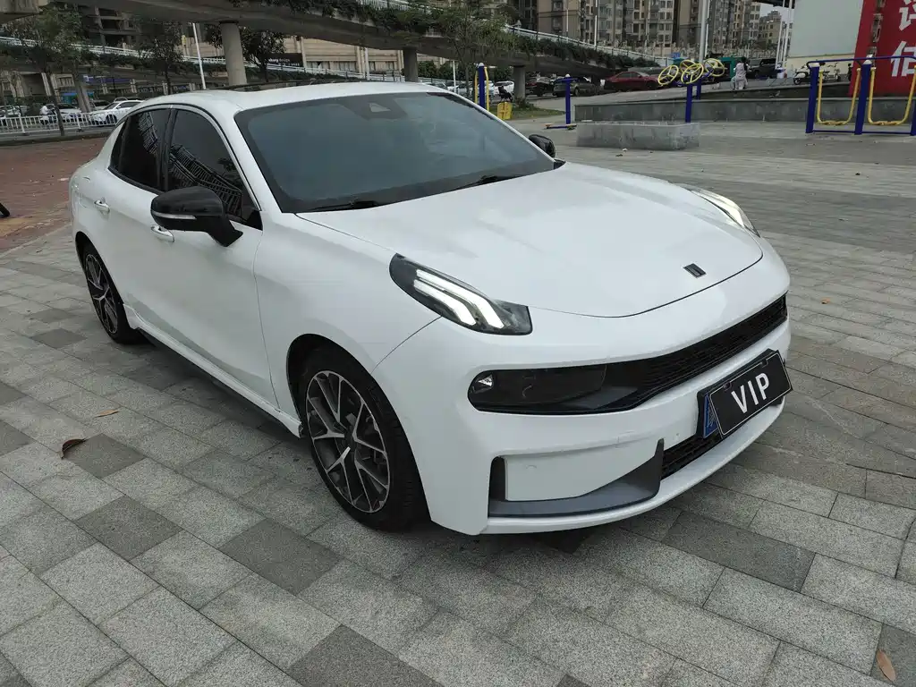 Lynk & Co 03 — миниатюра 3