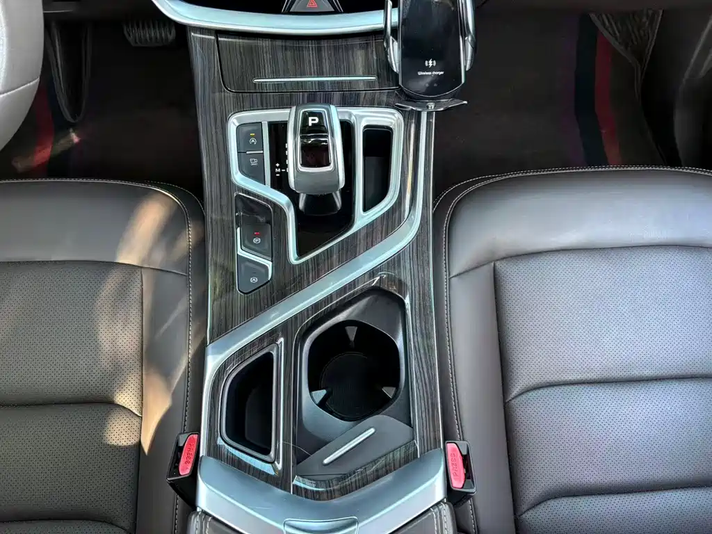 GEELY AUTOMOBILE JIAJIE