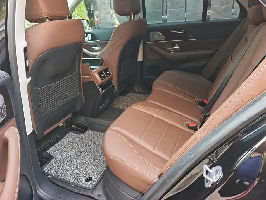 Mercedes-Benz GLE (Import) — миниатюра 11