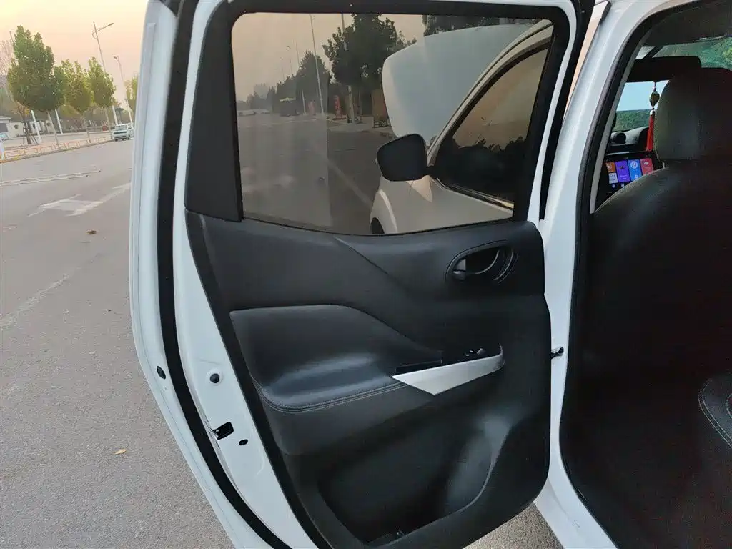 Dongfeng Rich 6 — миниатюра 19