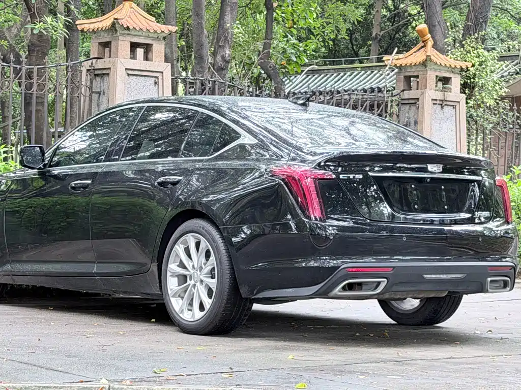 Cadillac CT5 — миниатюра 5