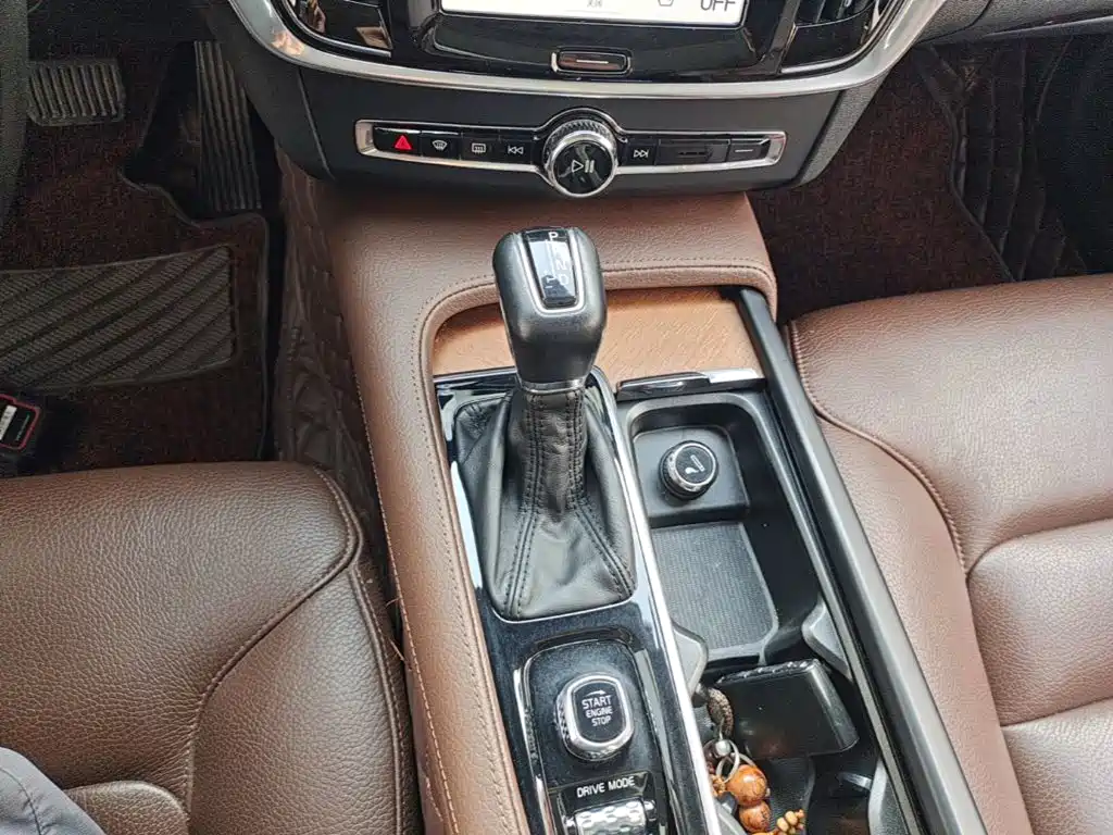 Volvo S90 — миниатюра 14