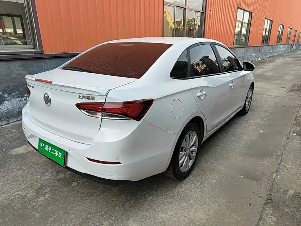 Buick Excelle — миниатюра 7