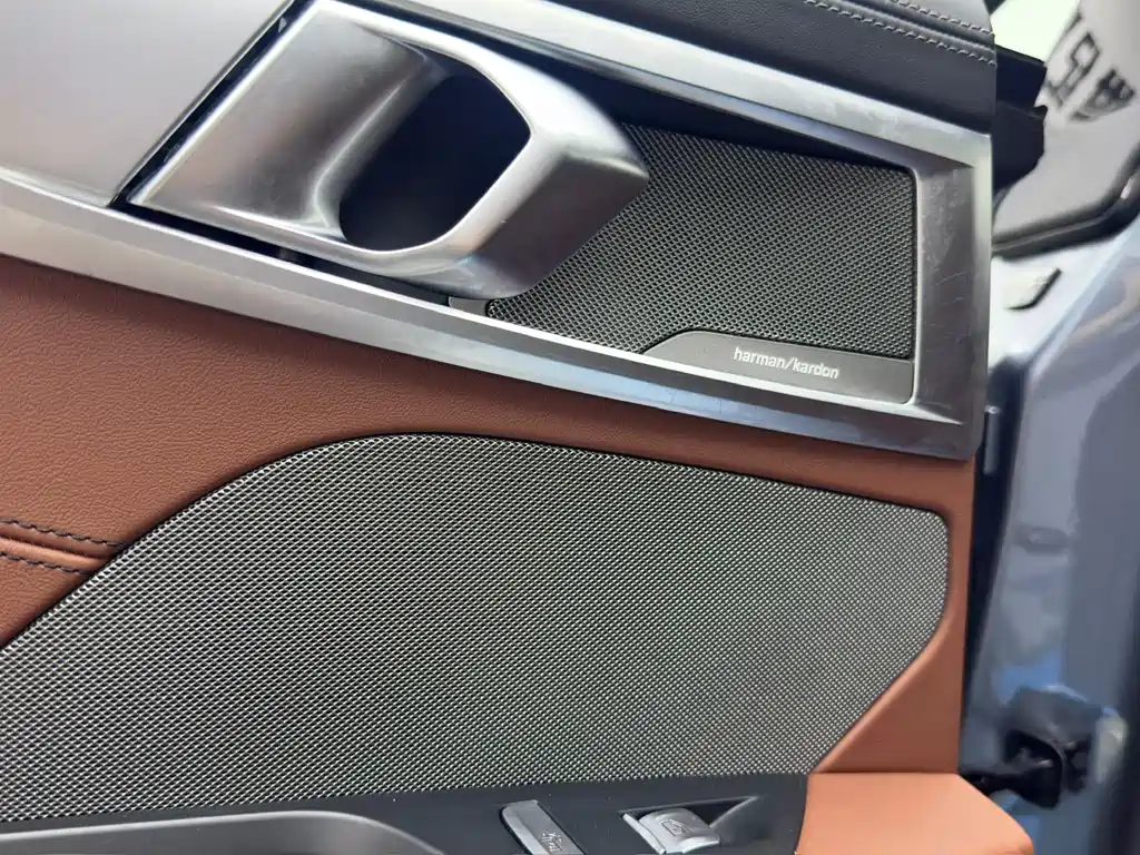 BMW 8 Series 840i 4-door Coupe M Sport Package, фото 18