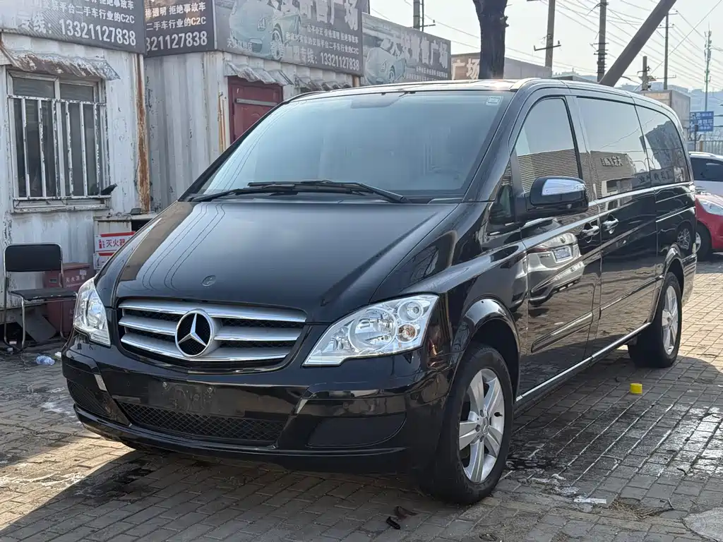 MERCEDES-BENZ VIANO