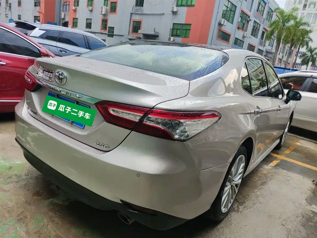 Toyota Camry 2019 2.5G Luxury VI