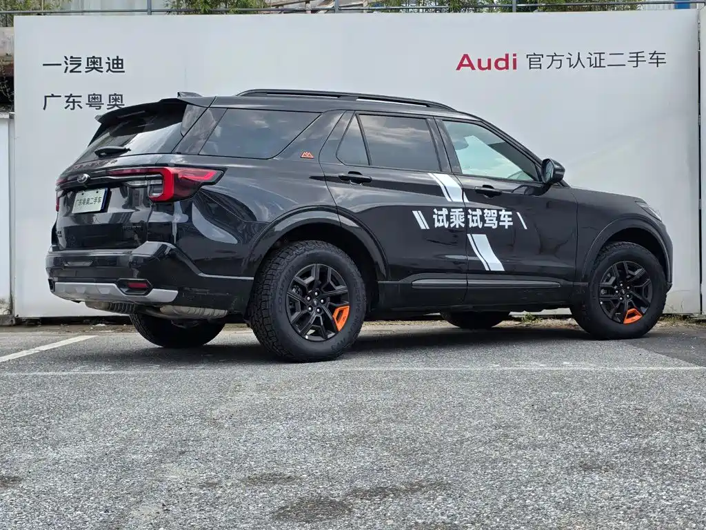 Ford Explorer — миниатюра 5