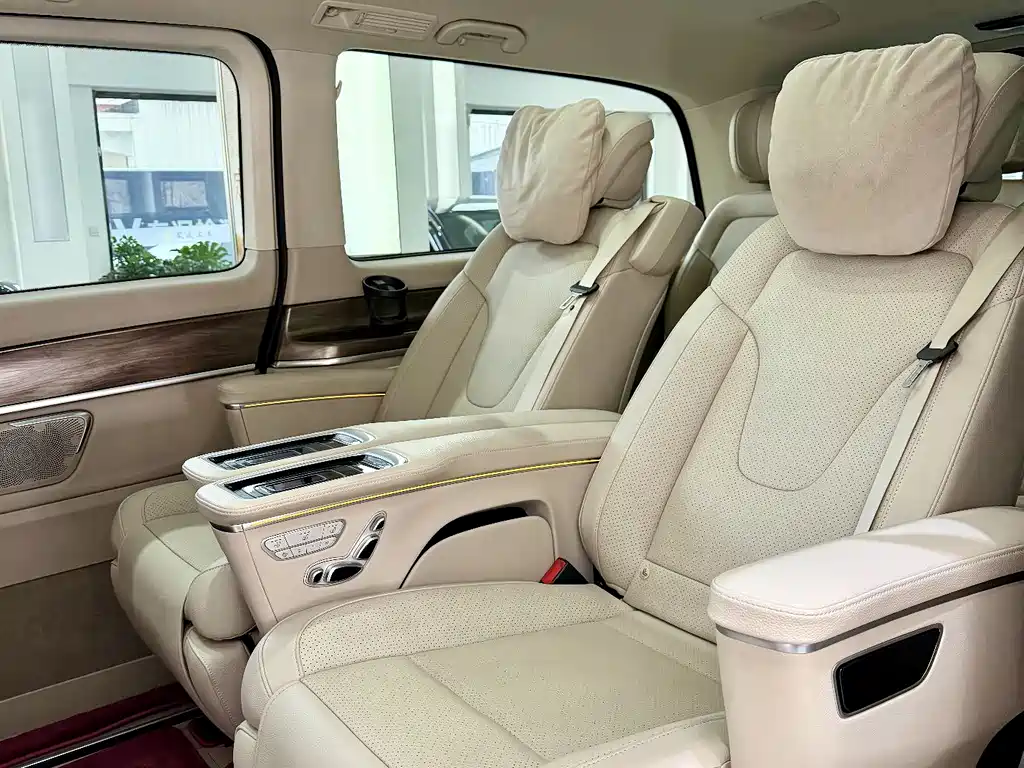 MERCEDES-BENZ V CLASS