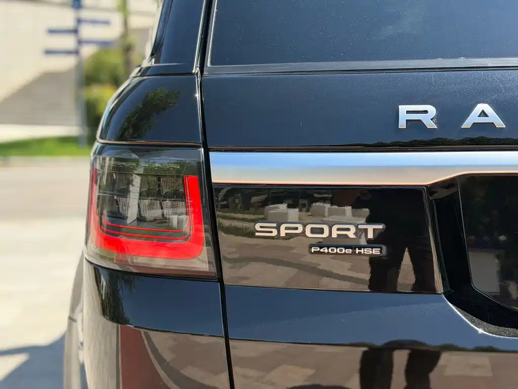 Land Rover Sport PHEV — миниатюра 8