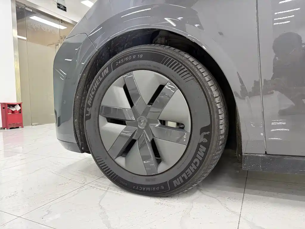 Li Auto Li MEGA — миниатюра 7