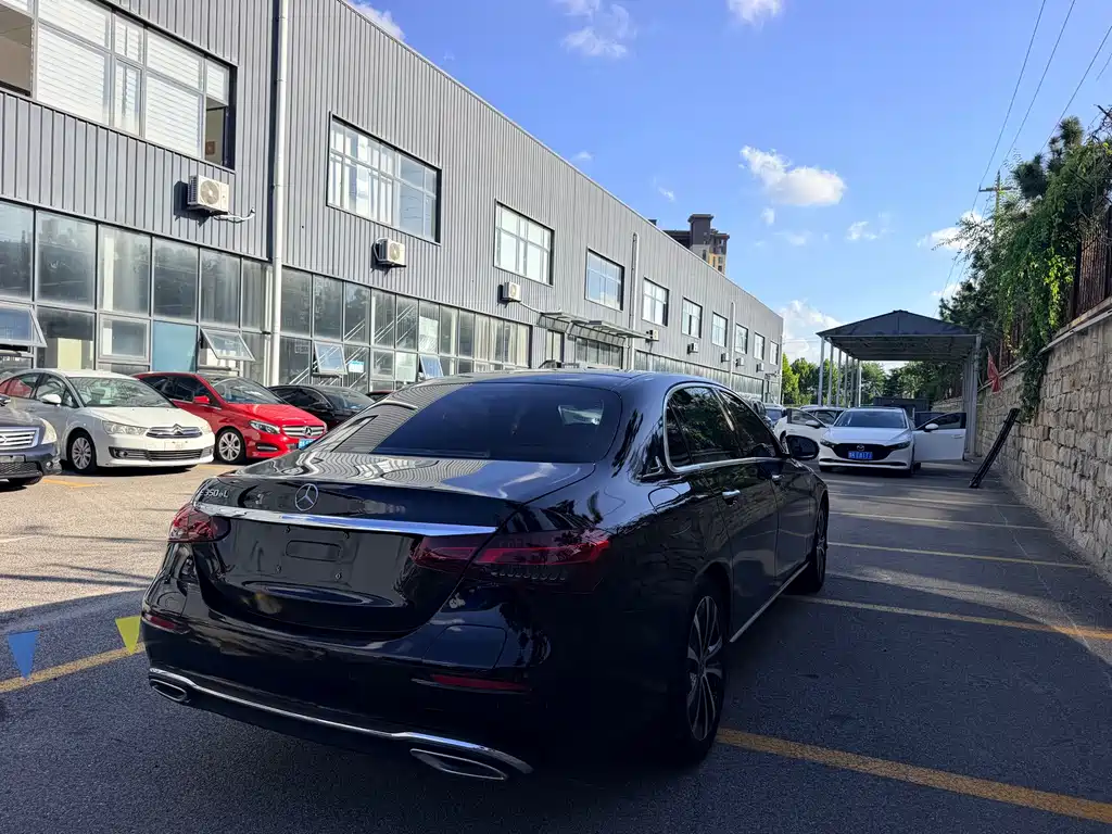 Mercedes-Benz E-Class New Energy — миниатюра 9