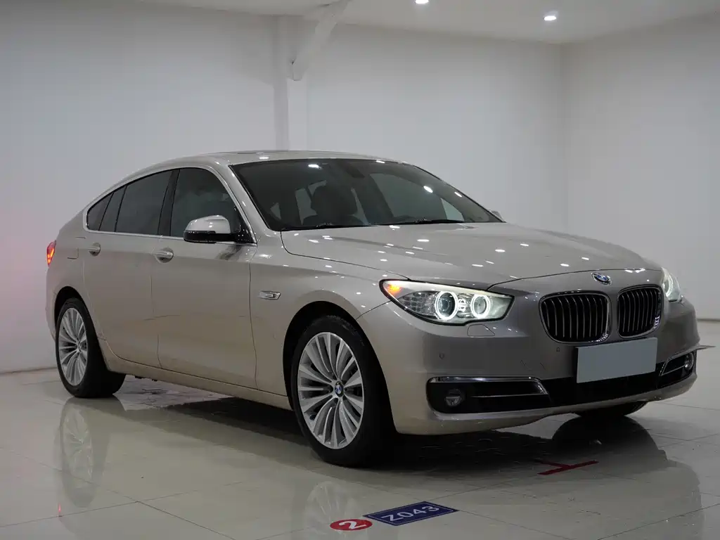 BMW 5 Series GT 5 GT 2014 528i Luxury