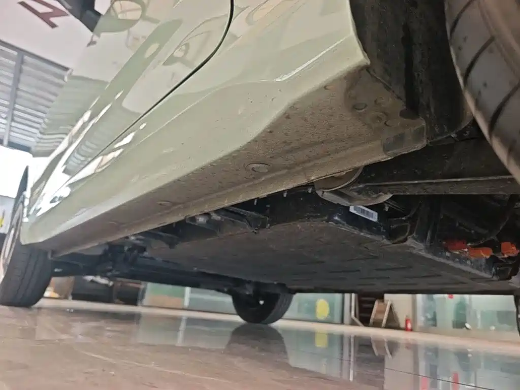 Wuling MINIEV — миниатюра 22