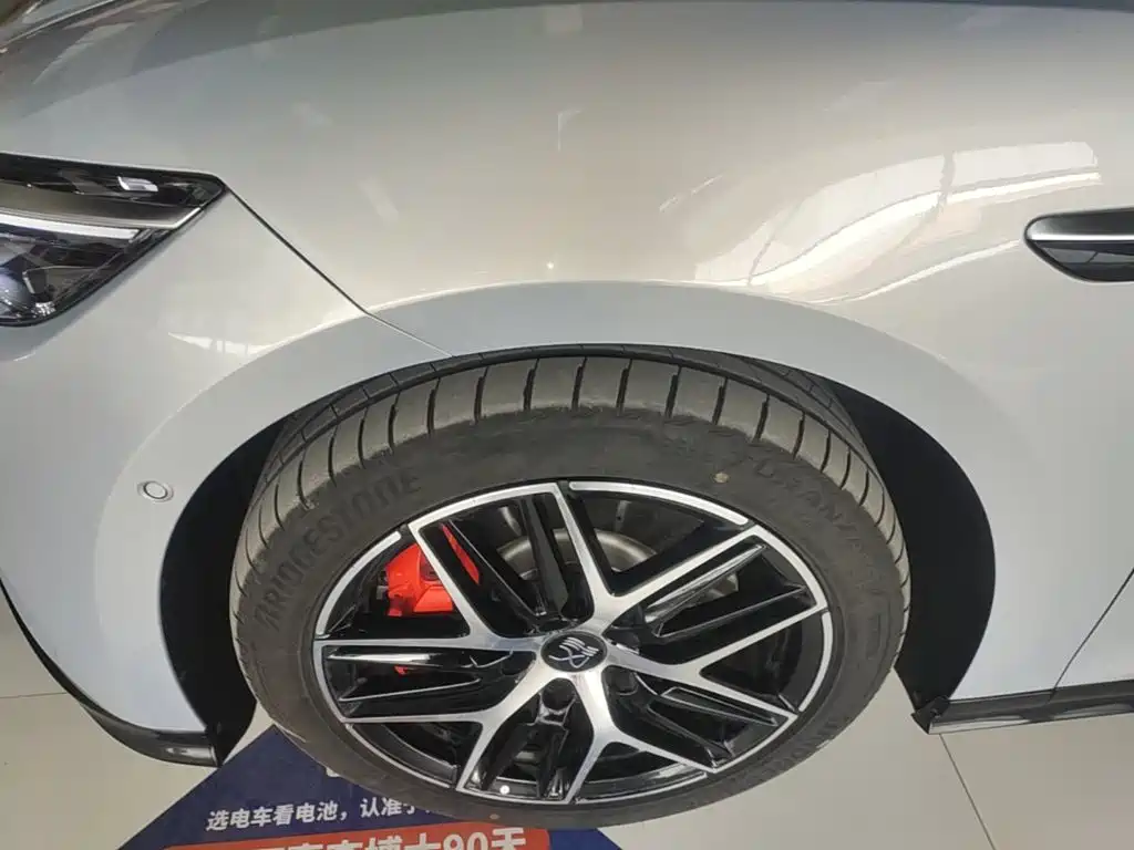 BYD Han L — миниатюра 23