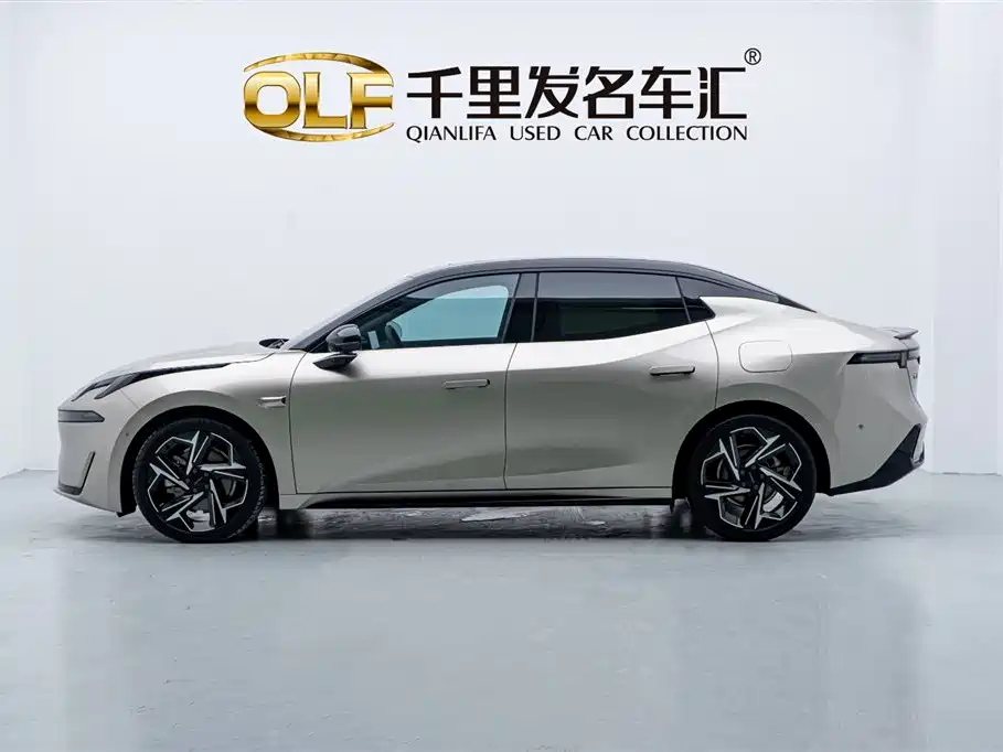 Lynk & Co 07 EM-P 2024 EM-P 126 Ultra