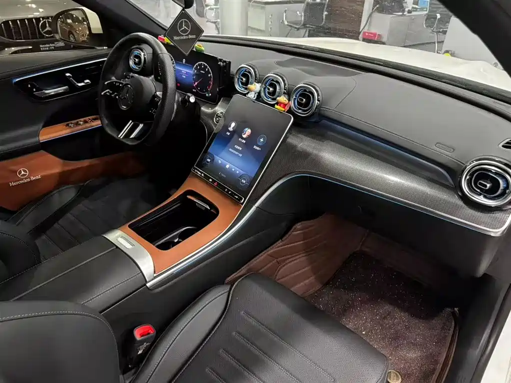 Mercedes-Benz C-Class — миниатюра 20