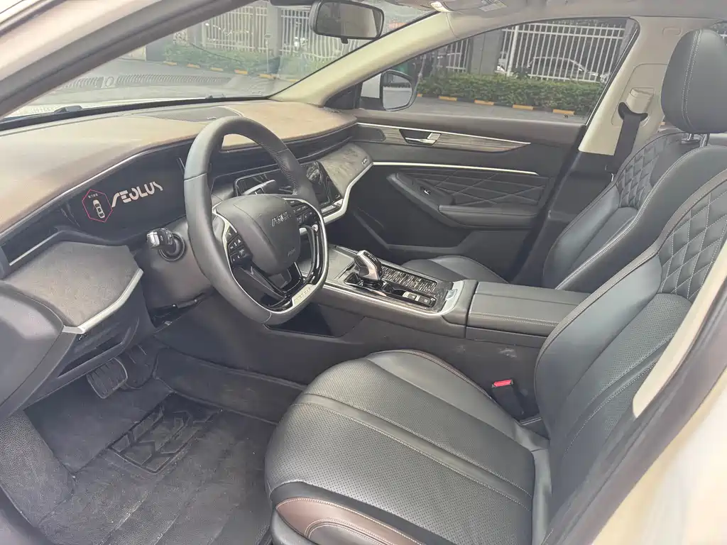 DONGFENG YI HYUN MAX