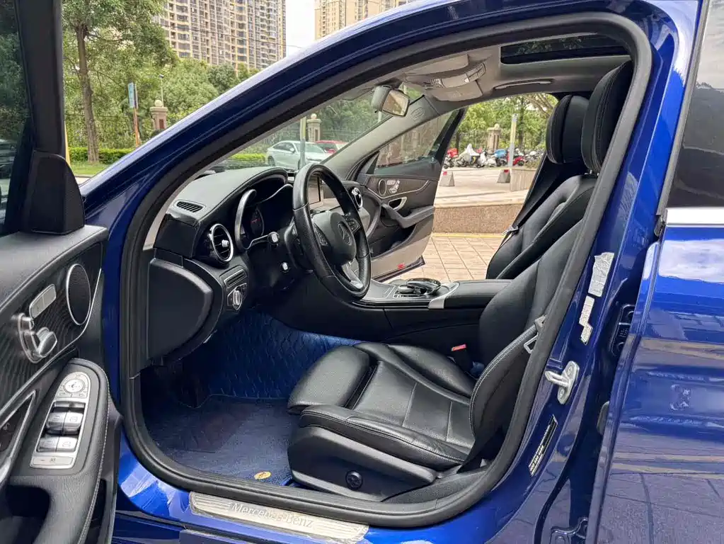 MERCEDES-BENZ C CLASS