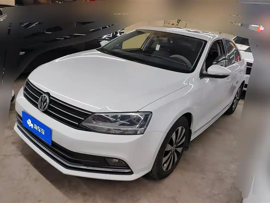 Volkswagen Sagitar 2017