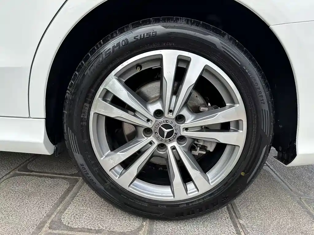 Mercedes-Benz C-Class — миниатюра 21
