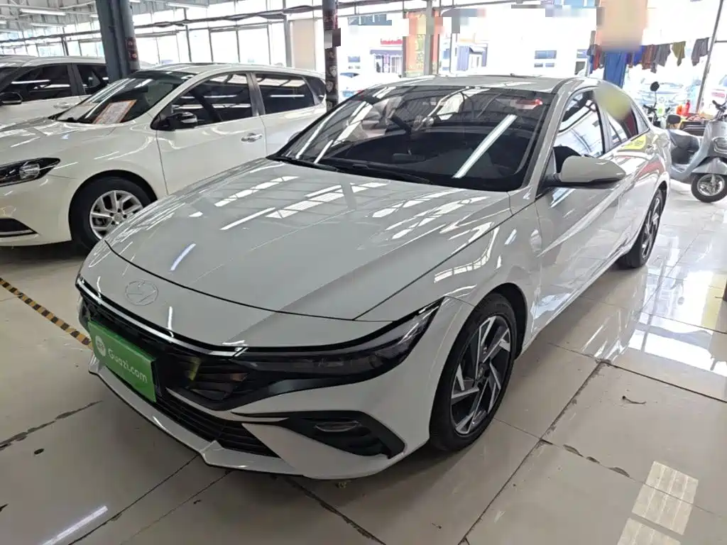 Hyundai Elantra — миниатюра 2