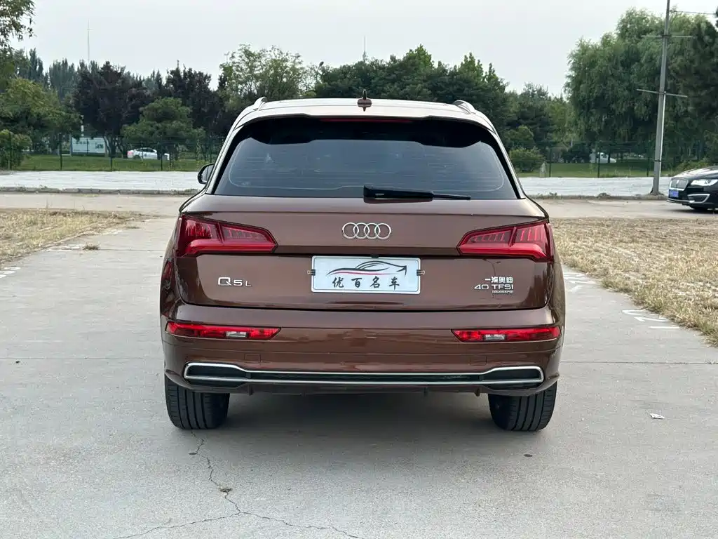 Audi Q5L — миниатюра 5