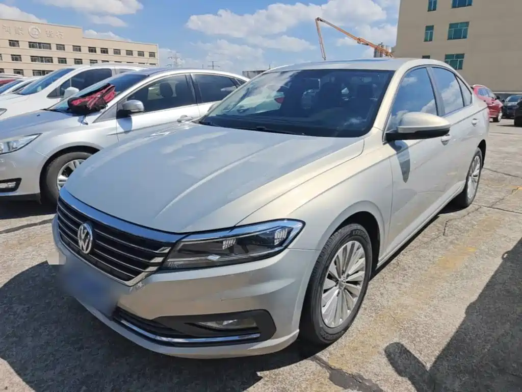 Volkswagen Lavida — миниатюра 2