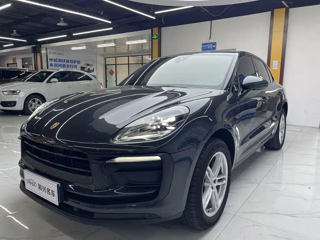 Porsche Macan 2024