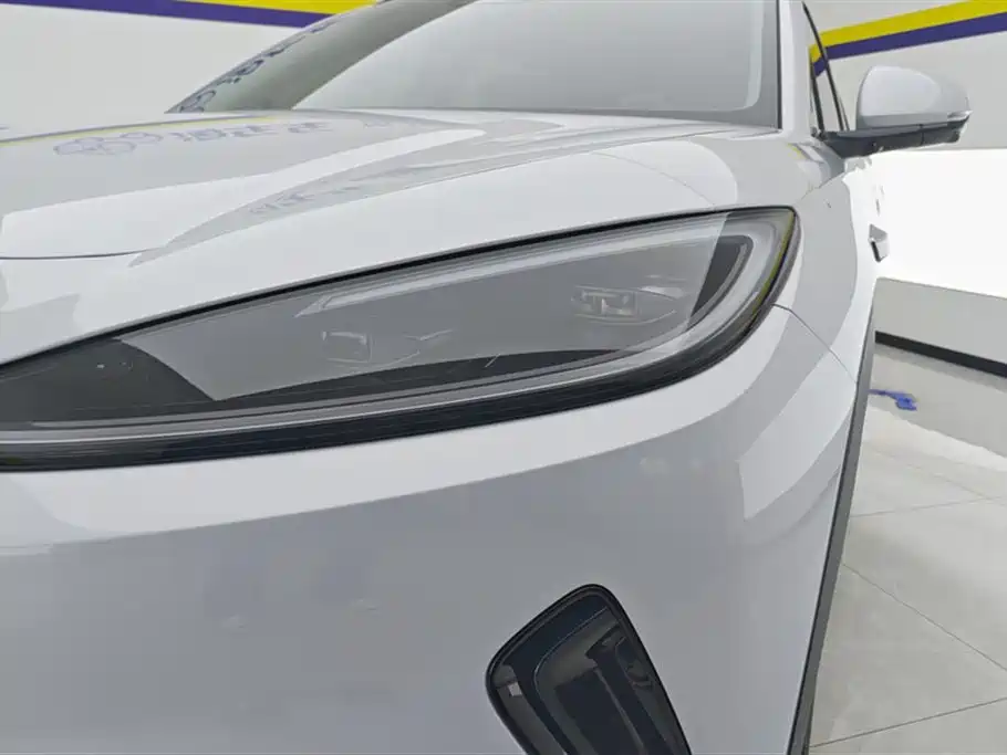BYD 05 EV 2025 520KM