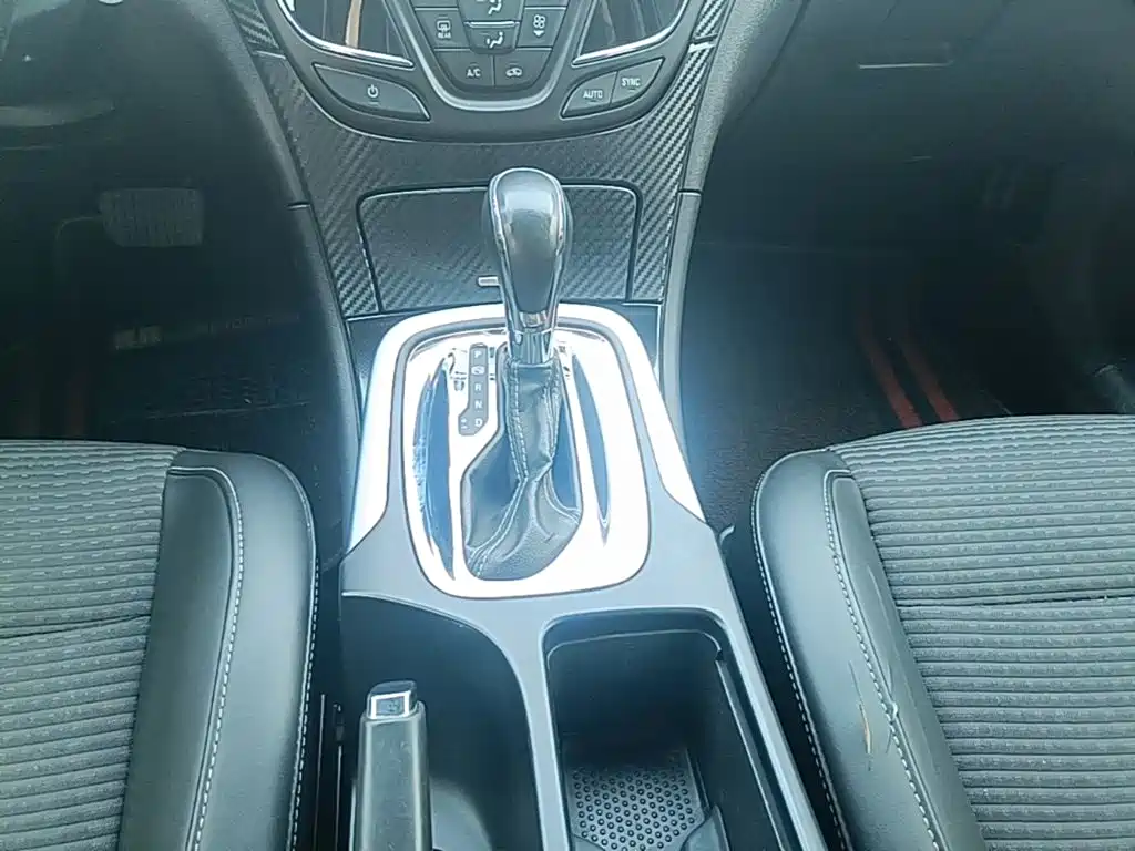 Buick Regal — миниатюра 14