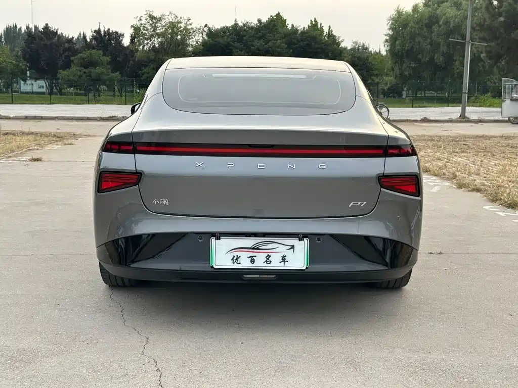 XPeng P7 — миниатюра 5