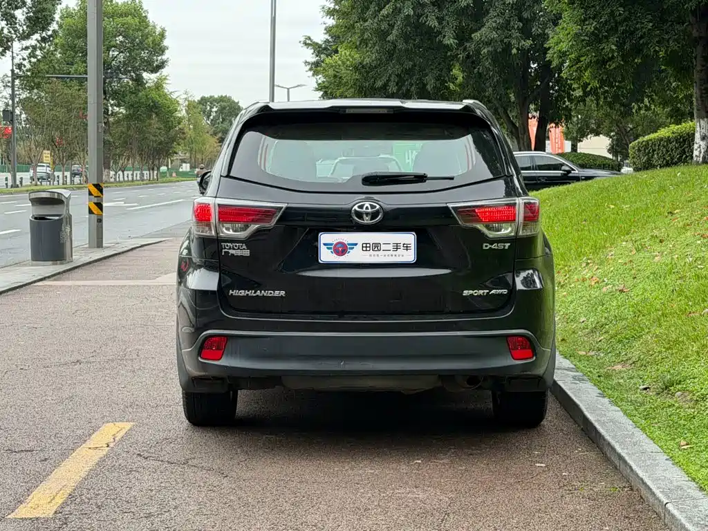 Toyota Highlander — миниатюра 5
