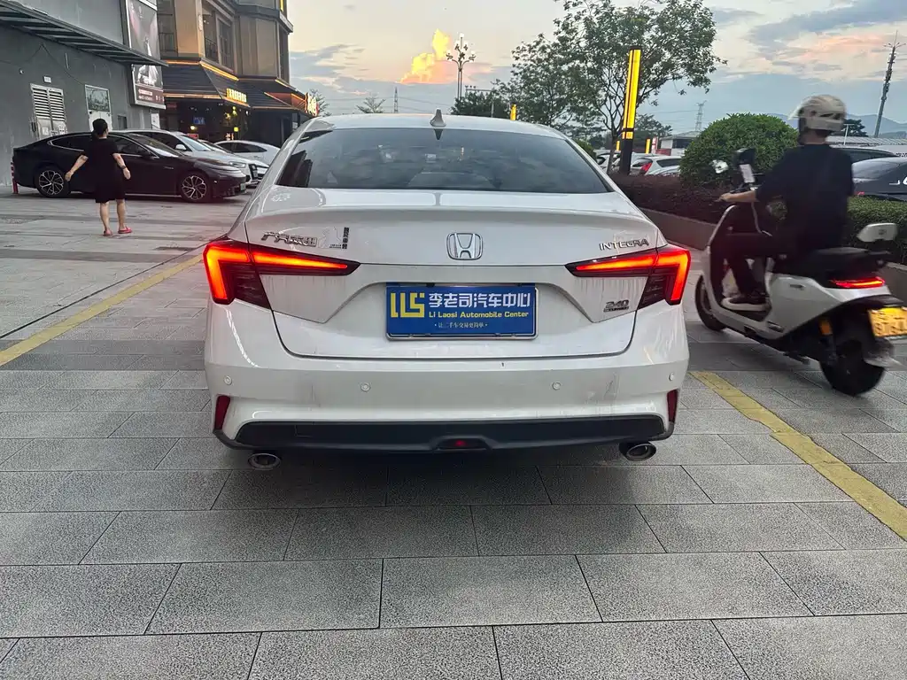 Honda Integra — миниатюра 7