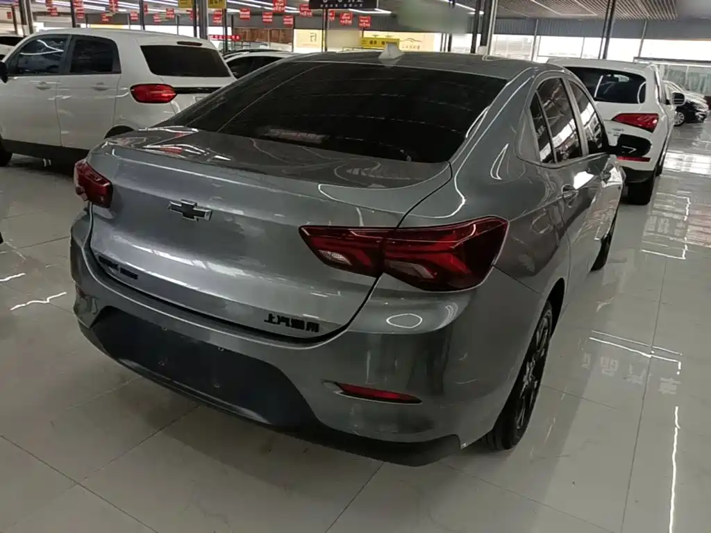 Chevrolet Cavalier — миниатюра 7