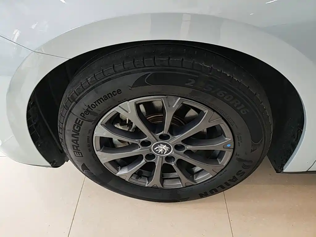 BYD Qin L — миниатюра 23