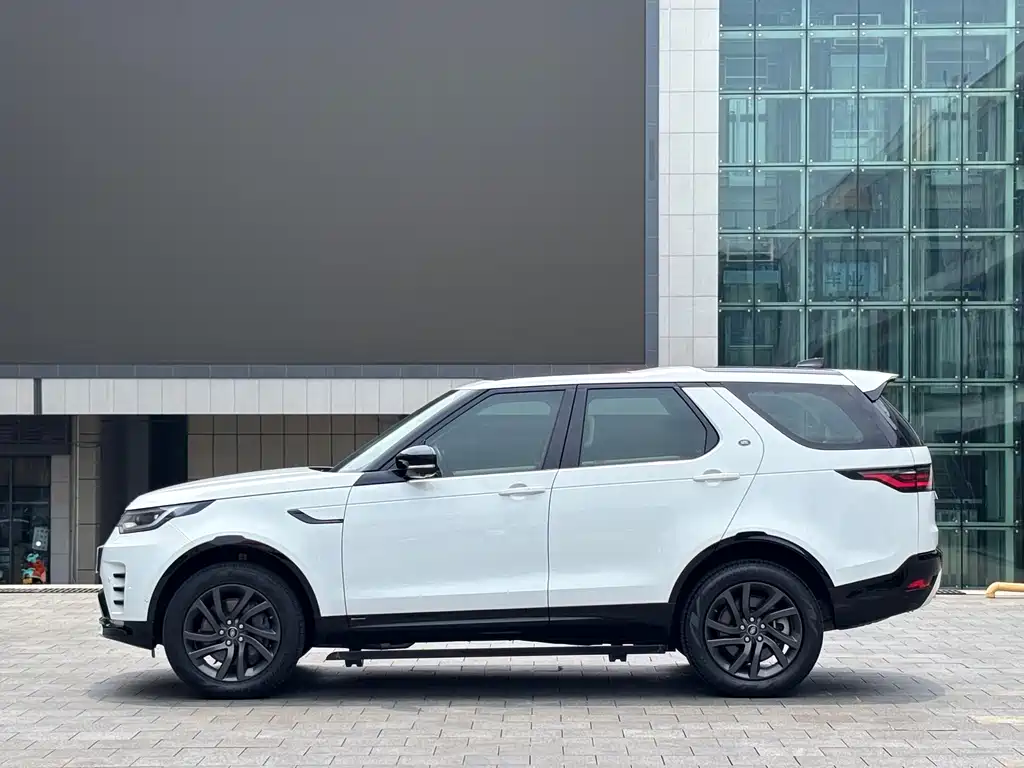 Land Rover Discovery 2021 360PS R-Dynamic S